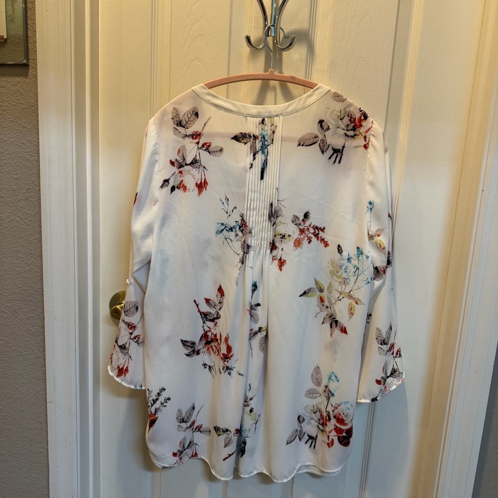 Daniel Rainn Multicolor Floral Blouse